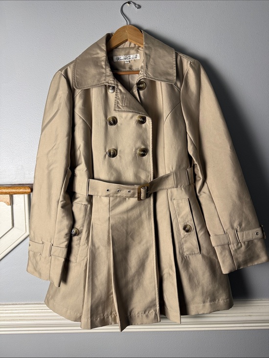 Kenneth Cole Jackets & Blazers - Kenneth Cole Classic Beige Double-Breasted Trench Coat with Belt GIII coat